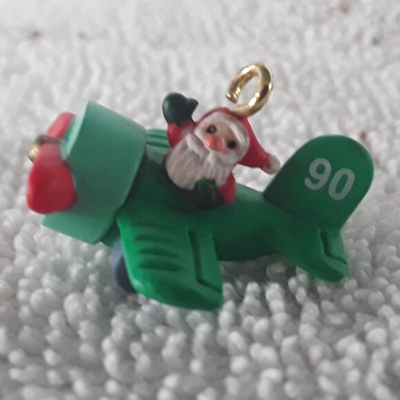 Hallmark Miniature Ornament- Air Santa, 1990, no box - Picture 1 of 3